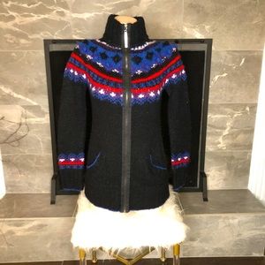 Kensie “Pretty” zip up sweater Small